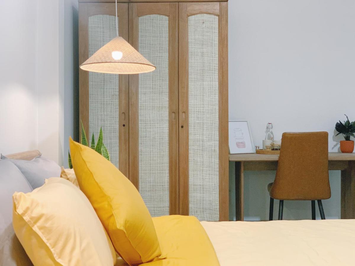 Wabi Sabi Homestay Хошимин Экстерьер фото