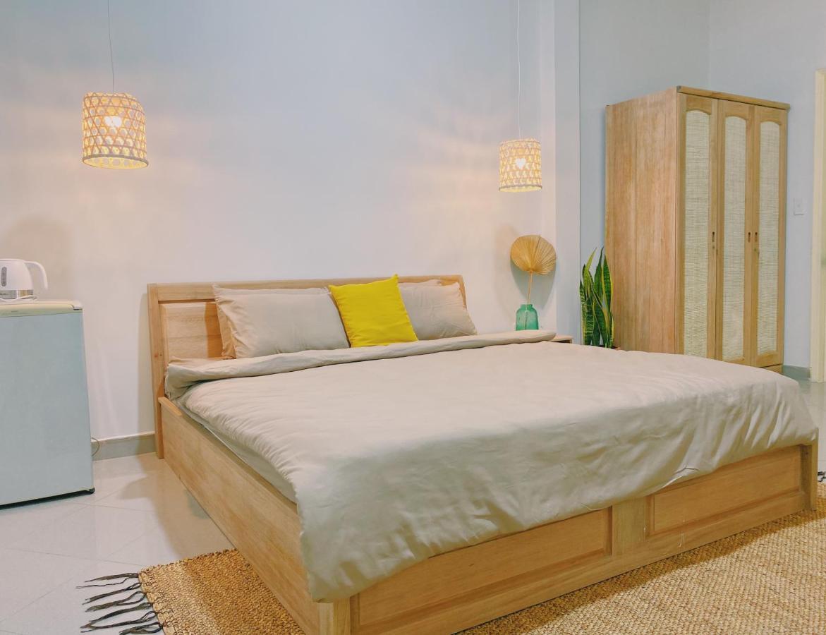 Wabi Sabi Homestay Хошимин Экстерьер фото